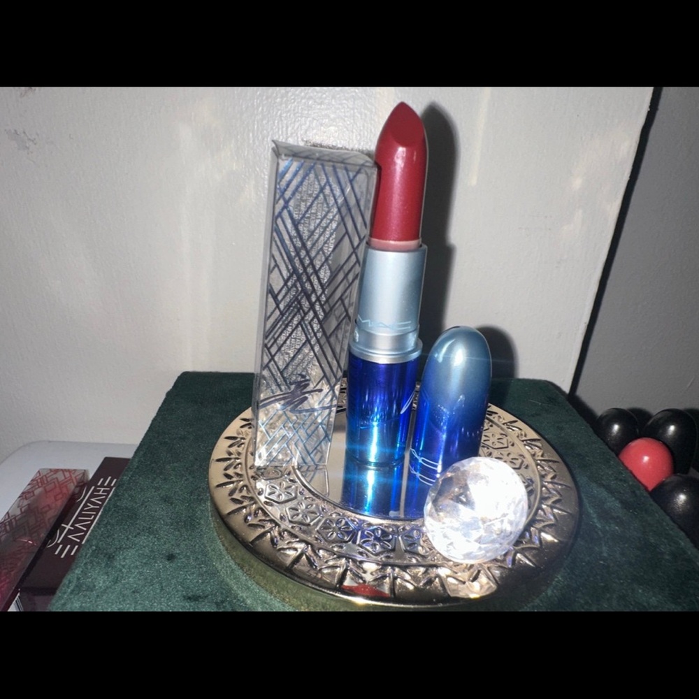 MAC Party Line Cremesheen Lipstick